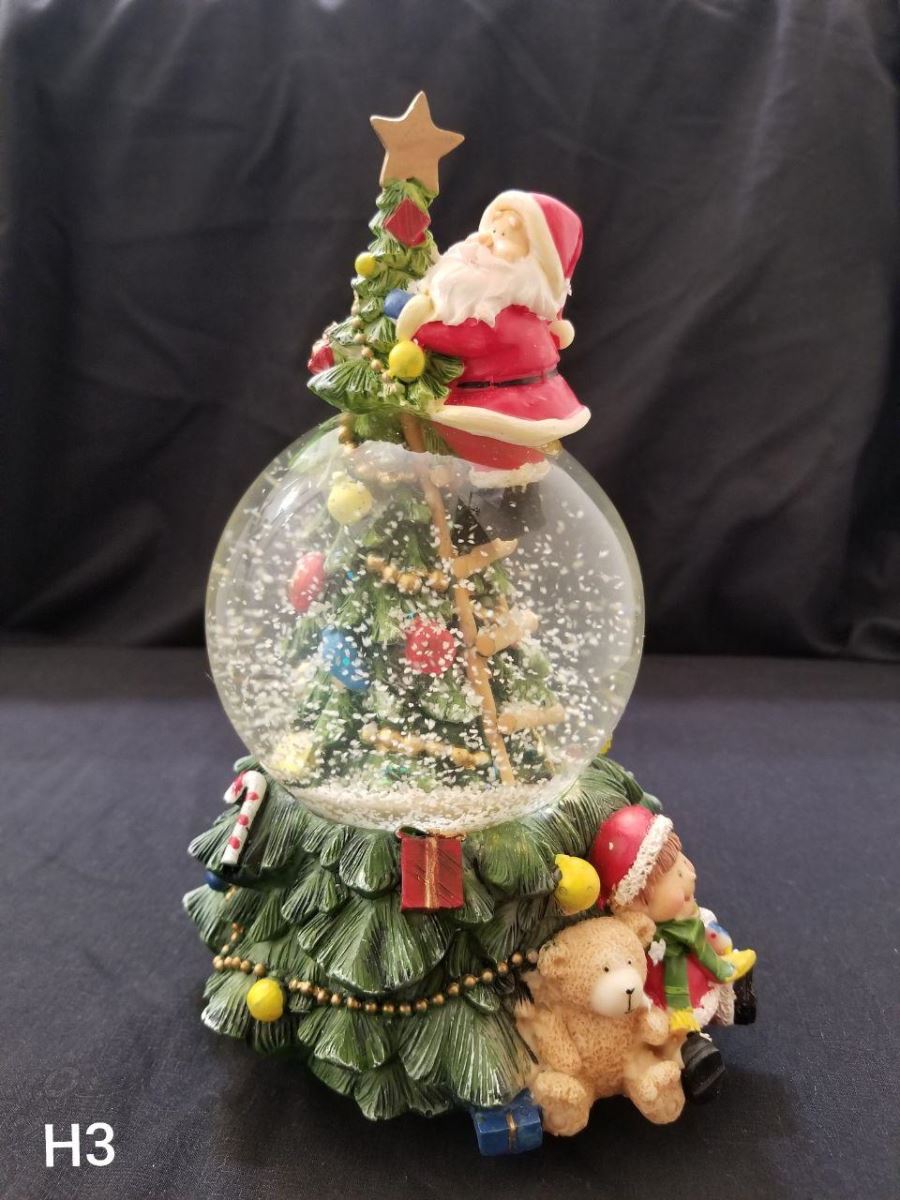 Musical Water Snow Globe Tree H3 SOLD