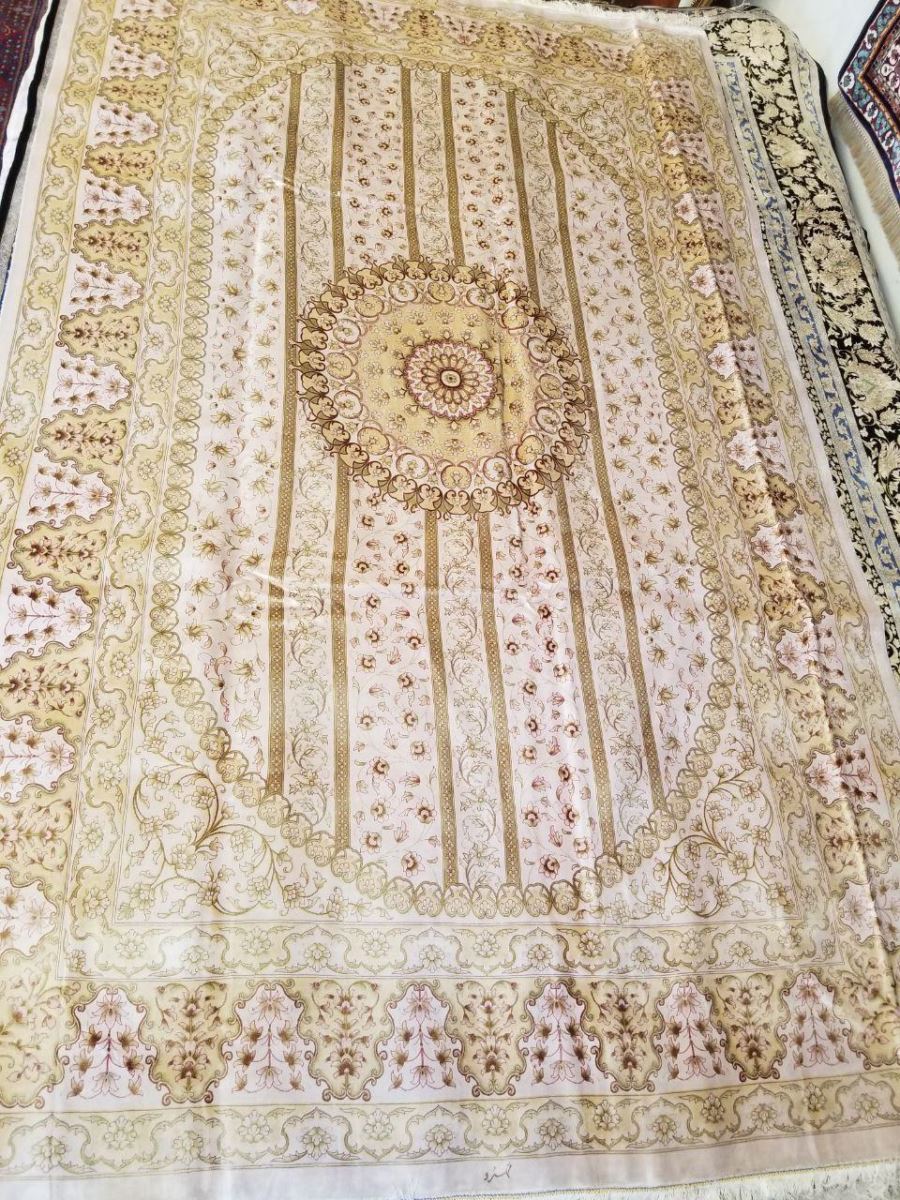 Persian Hand Loom Silk Rug 198